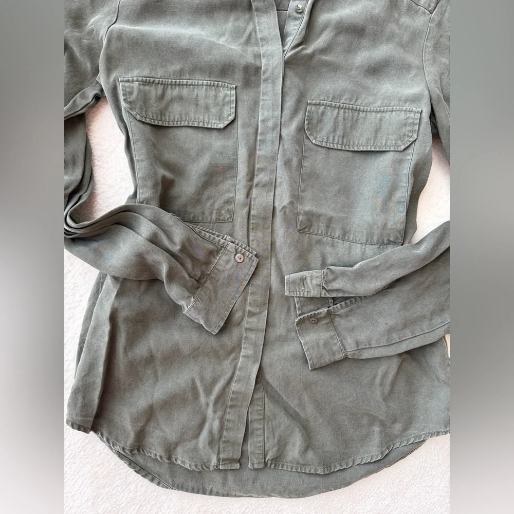 Zara Olive Green Cargo Button-Up Shirt with Skull Buttons - Picture 4 of 5